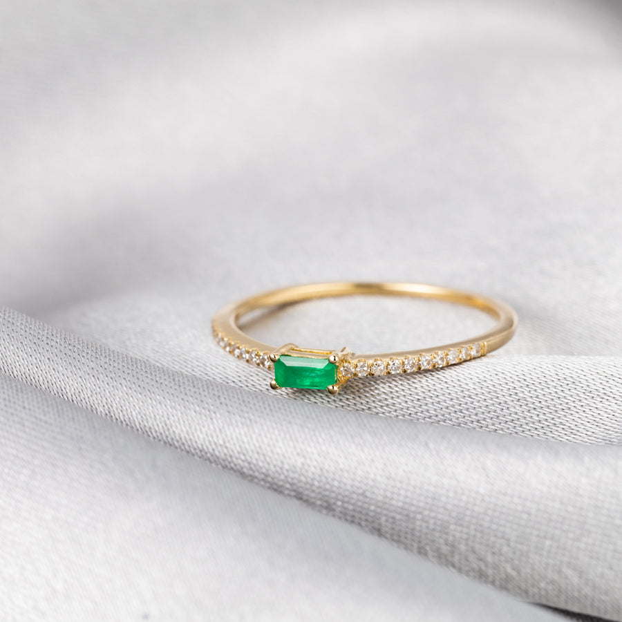 14K Solid Gold Dainty Natural Baguette Emerald Pave Diamonds Stackable Wedding Ring Band