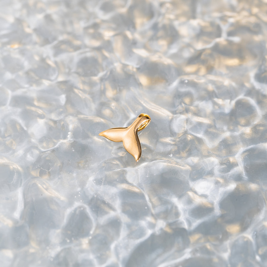 14K Solid Yellow Gold Mirror Polished Whale Tail Pendant Charm